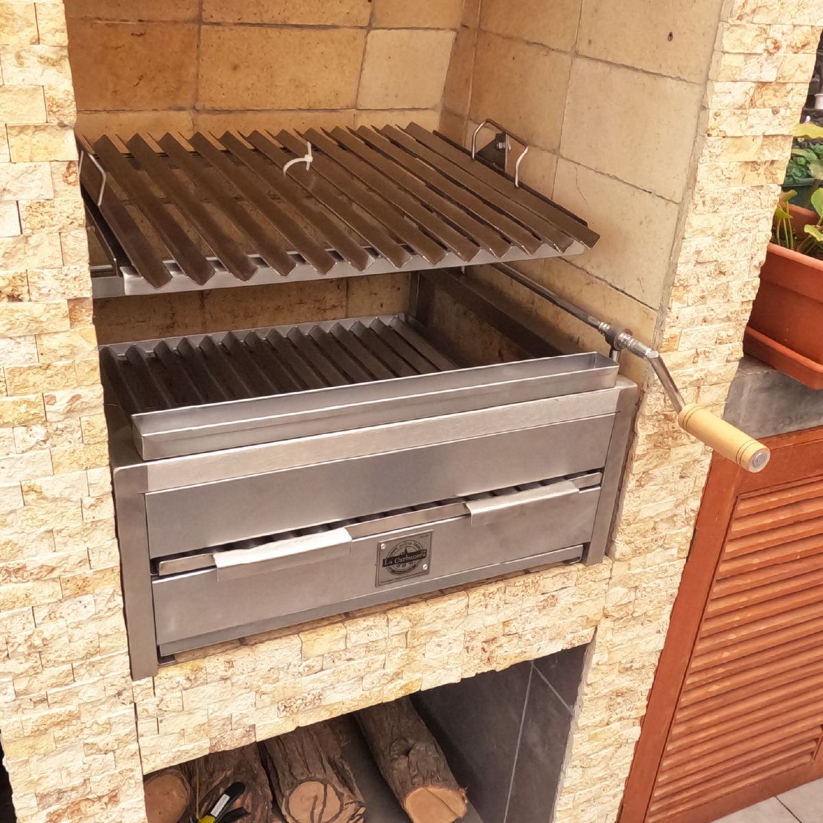  - Parrilla a Carbón La Carbonera Grill Empotrable Inox 201 74x24x45cm