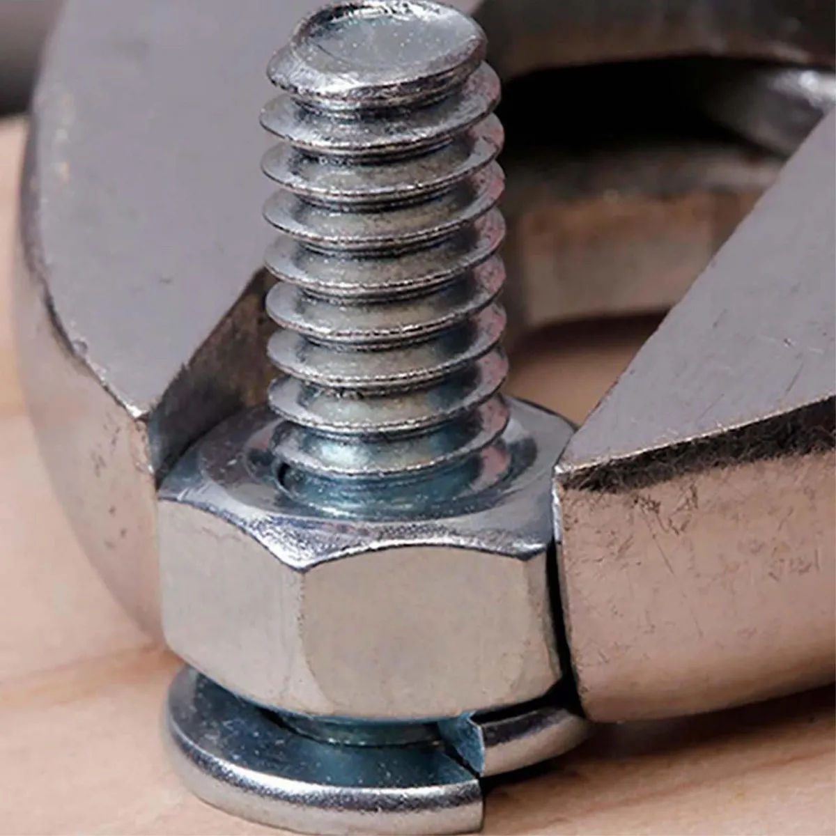 MAMUT - Tuerca Hexagonal Métrica Clase 8 M12-1.75 1 unid.