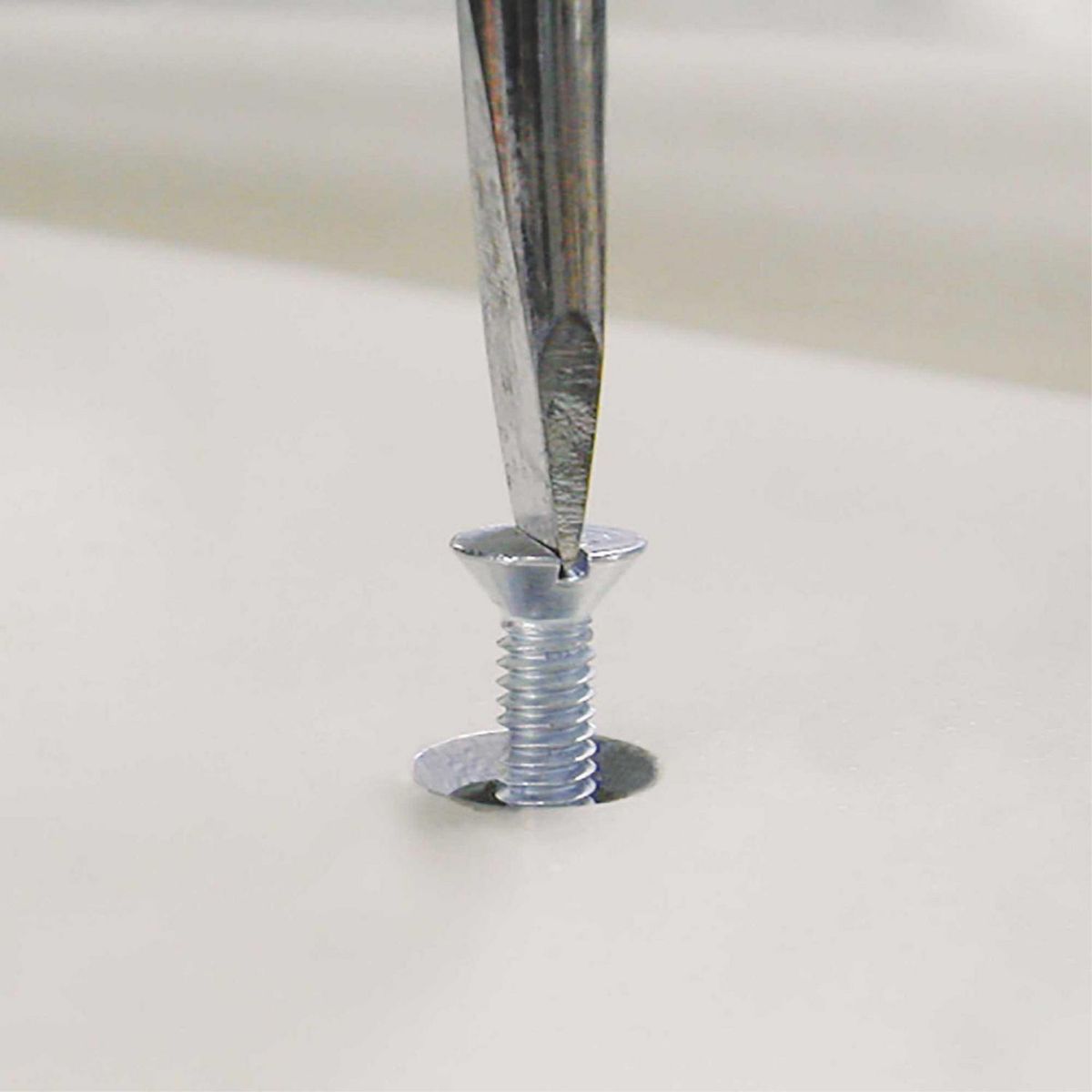 MAMUT - Perno Cabeza Plana Inoxidable 1/4x3/4 2 unid