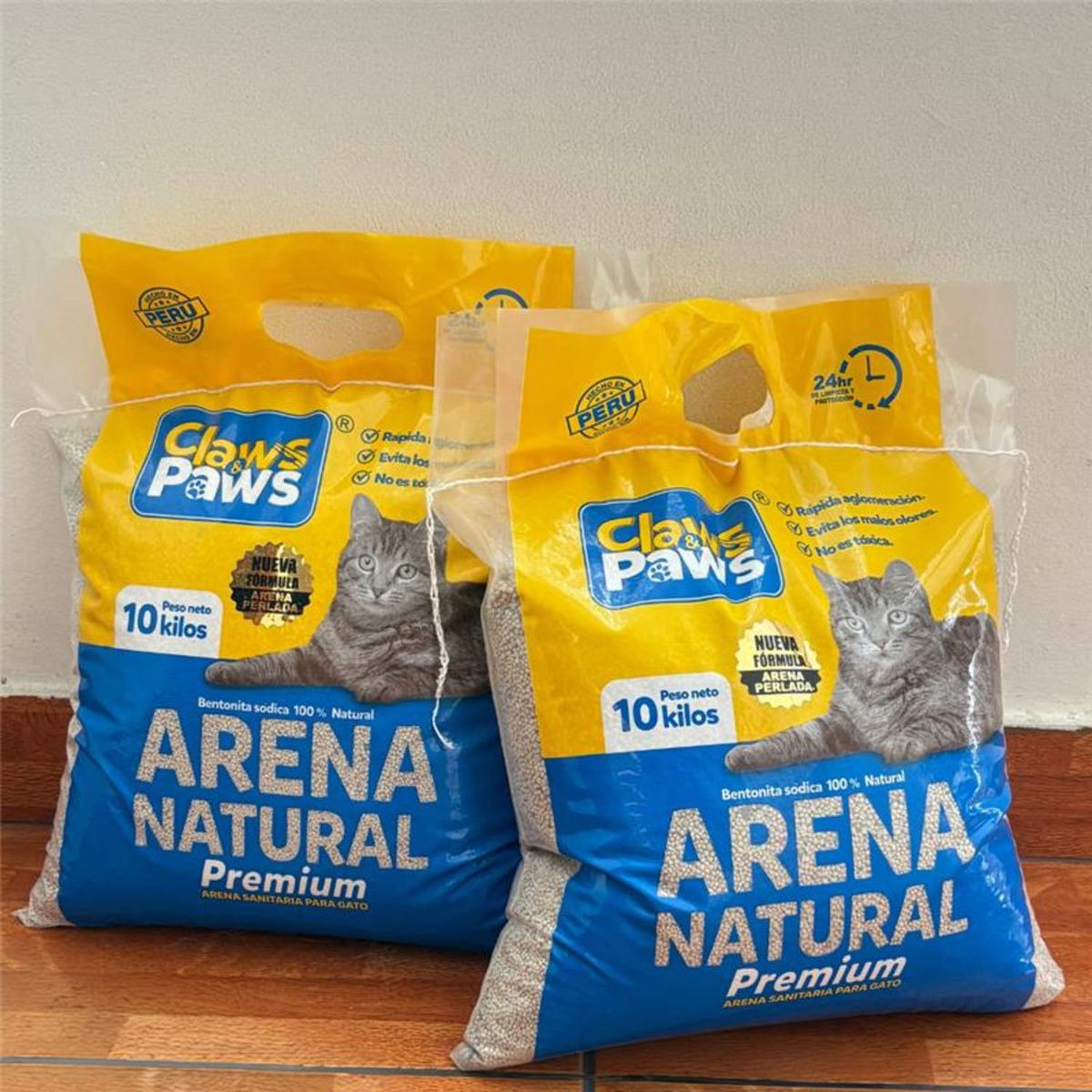 CLAWS & PAWS - Arena Natural Premium para Gato 10Kg