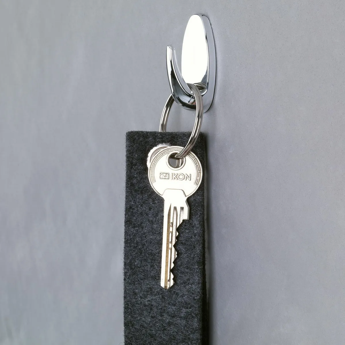 TESA - Gancho Ovalad Croma Pequex3Und