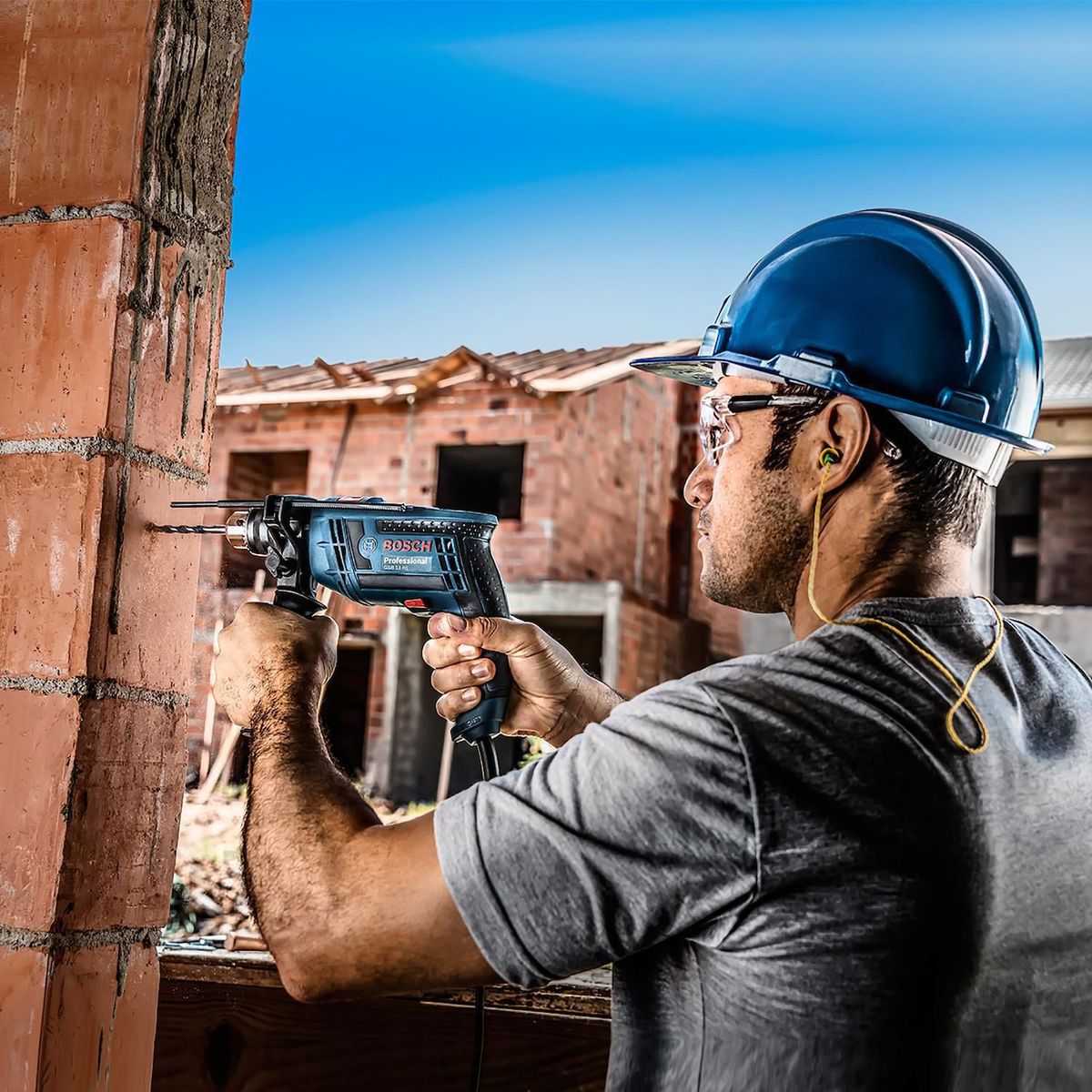 BOSCH - Taladro Percutor Eléctrico Bosch GSB 1/2" 650W