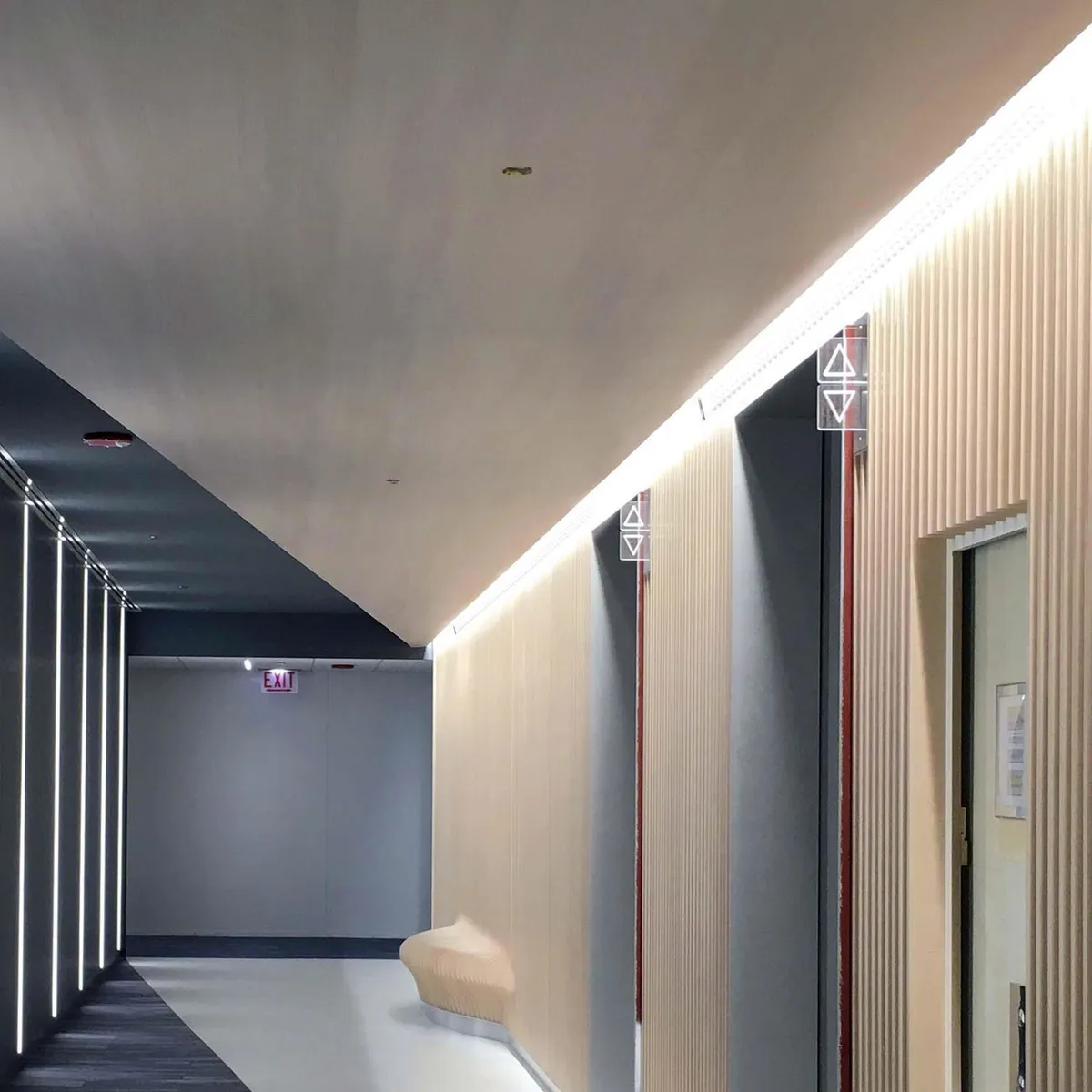 ILUMA - Panel Ultraslim 100W ADO/EMP