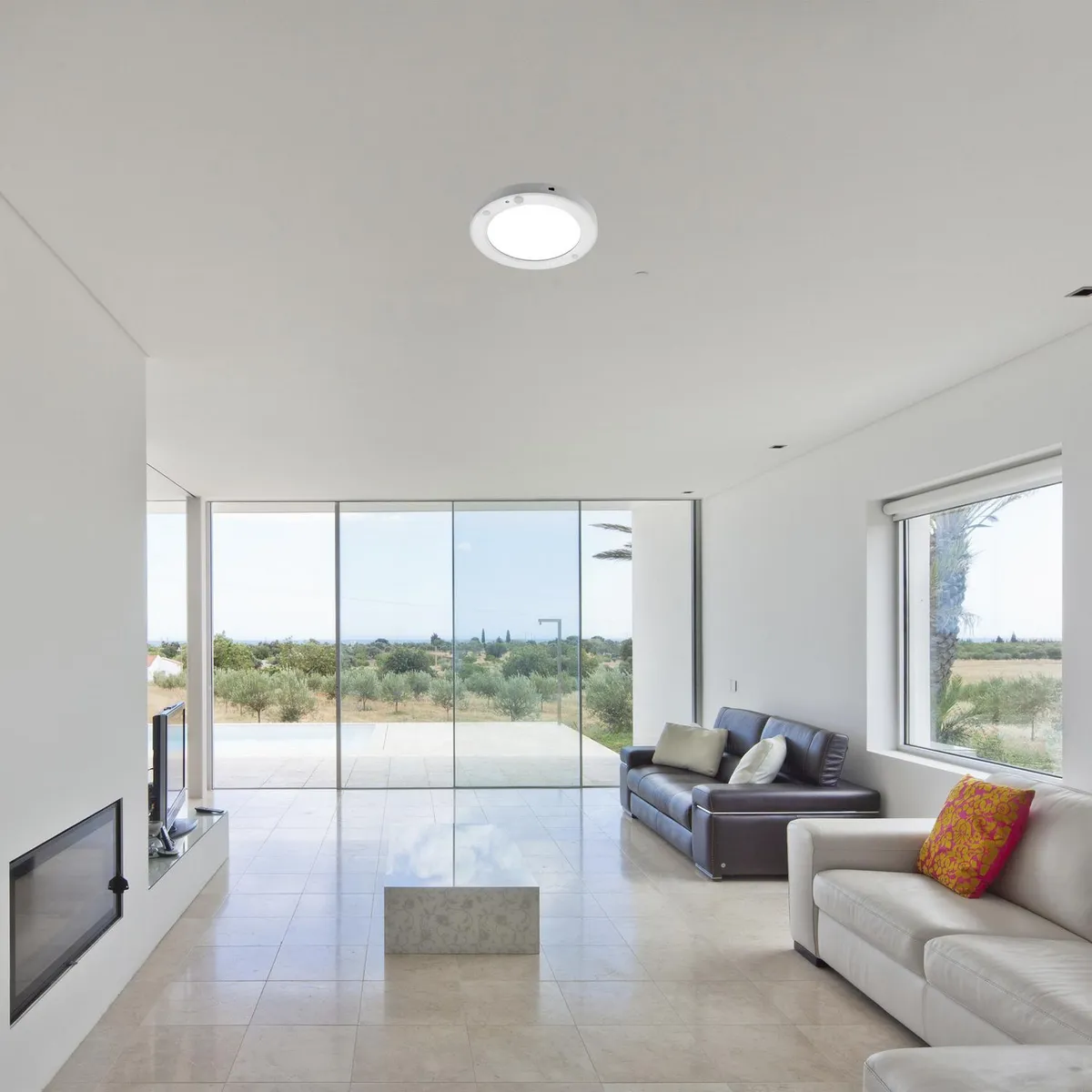 ILUMA - Downlight con Sensor 20W Luz Fria