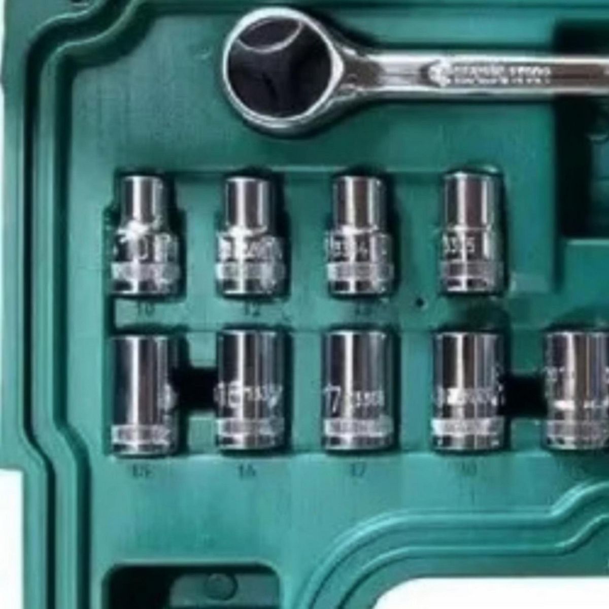  - Juego de Dados 1/2” 10-24mm 15 Piezas ST09525SJ Sata