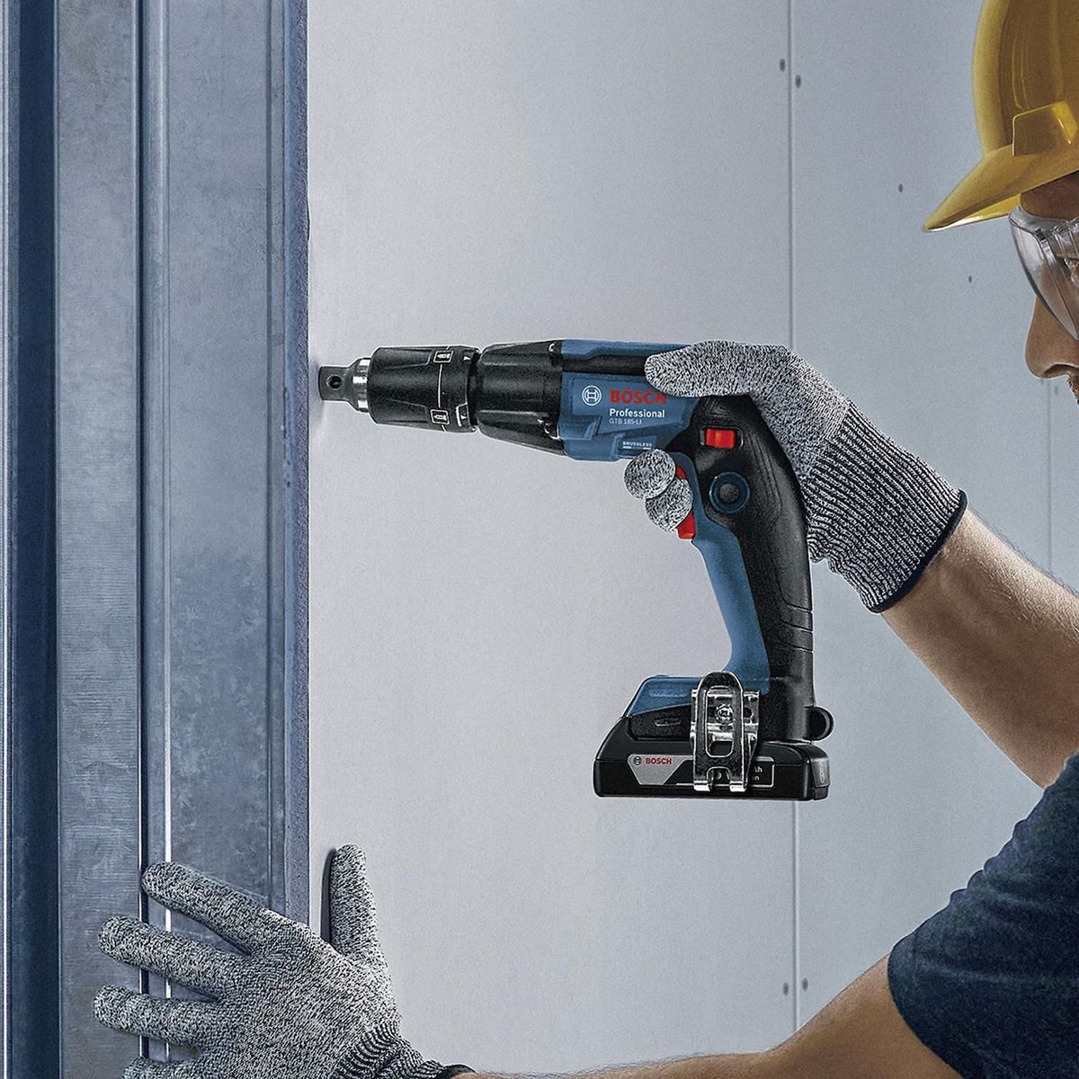 BOSCH - Atornillador Inalámbrico 18V GTB 185-LI + Cargador + 2 Baterías Bosch