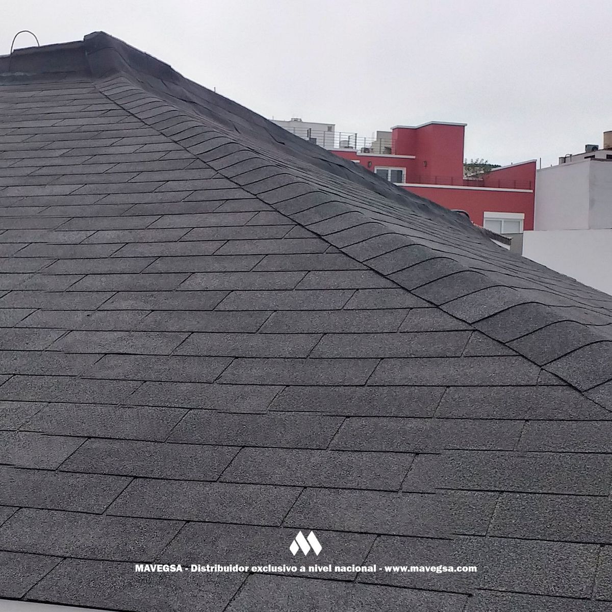 IKO - Teja Asfáltica Cambridge Negra 3.1m2