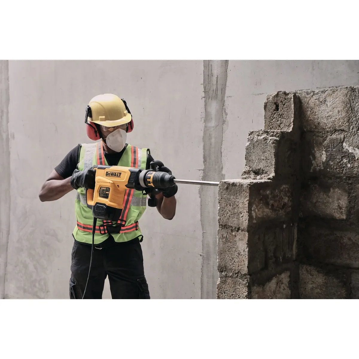 DEWALT - Martillo Demoledor Eléctrico Dewalt SDS MAX 1600W + 3 Puntas D25881K-K1