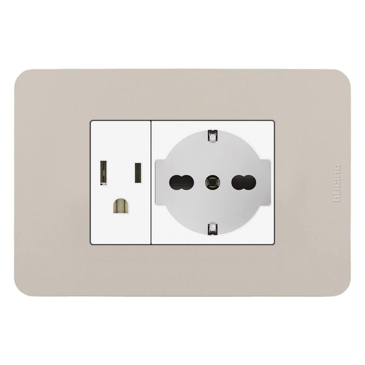 BTICINO - Tomacorriente Americano + Tomacorriente Schuko Matix GO Arena