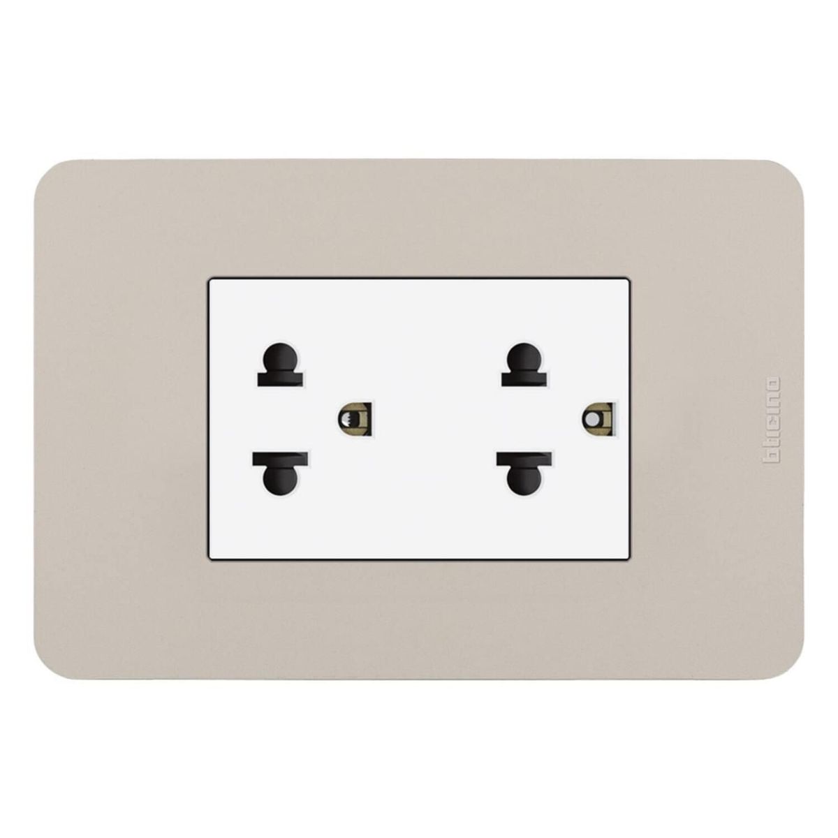 BTICINO - Tomacorriente Doble P/T Matix GO Arena