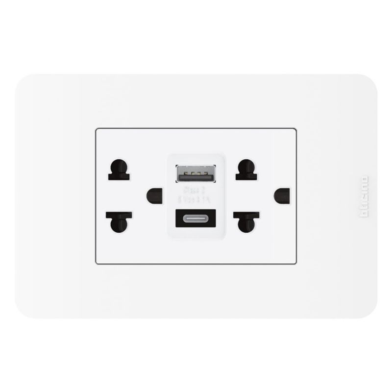 BTICINO - Tomacorriente Doble P/T + 2 Tomas USB A-C Matix GO Blanco