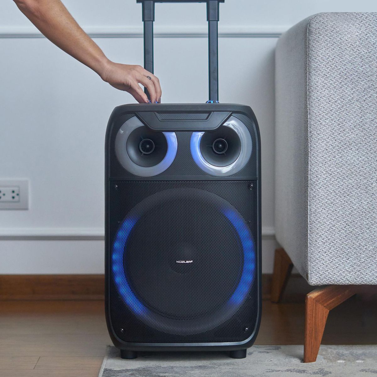 KUZLER - Parlante Party Karaoke 800W Led Erwin