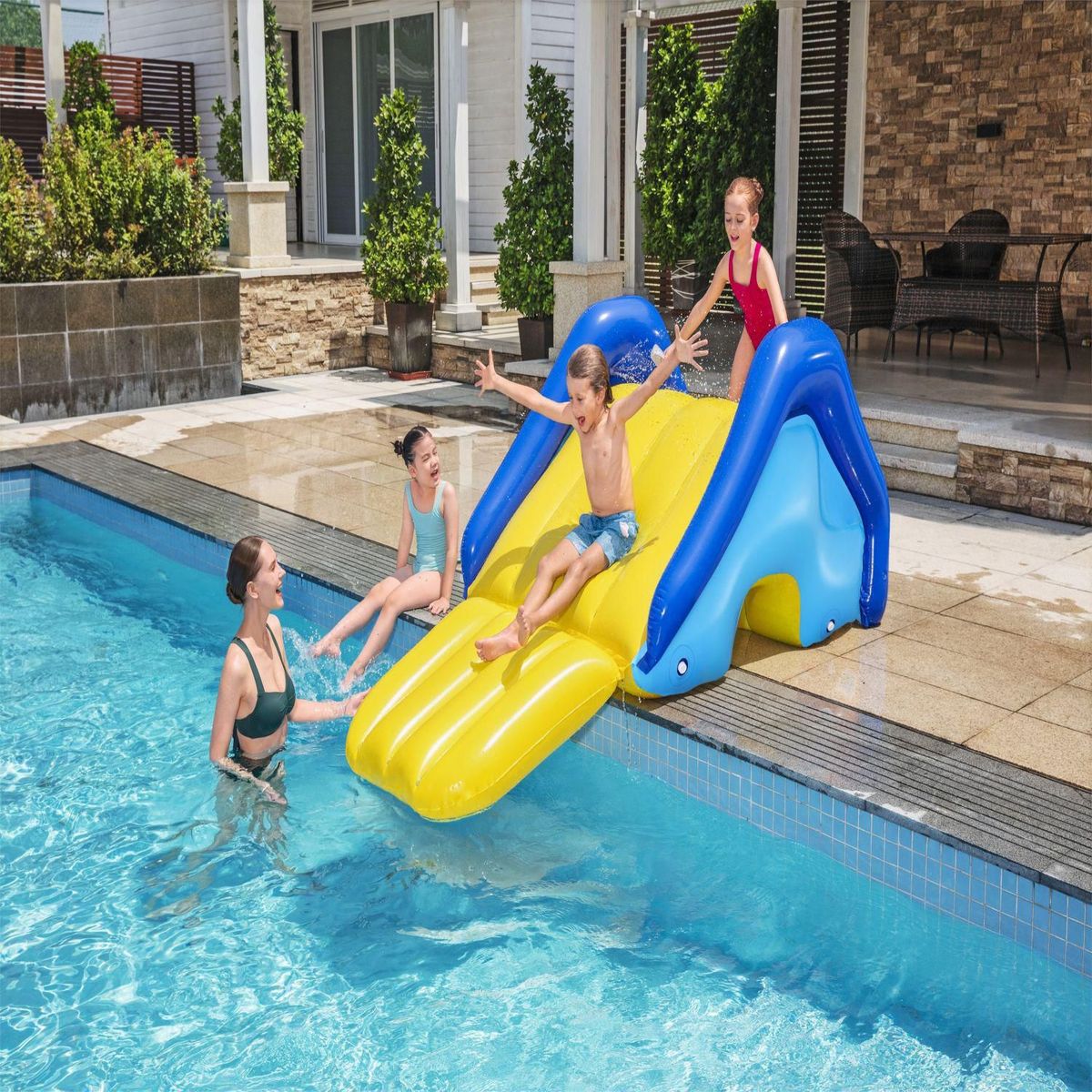 BESTWAY - Tobogán Acuático Piscina Gigante 2.47x1.24x1m