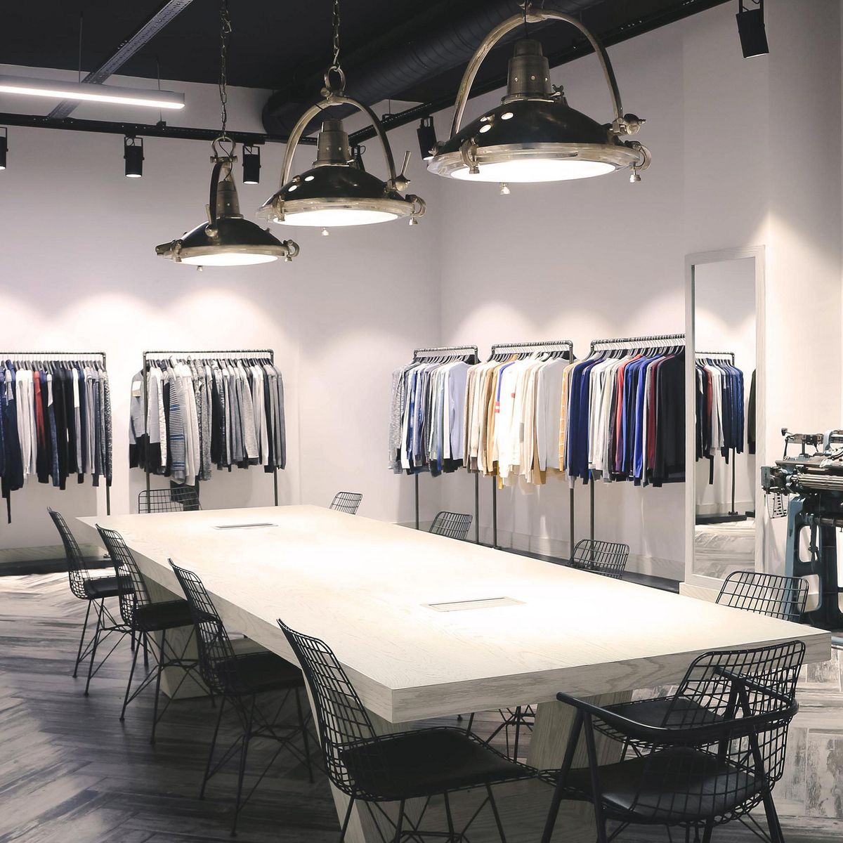 ILUMA - High Power 60W Luz Fria