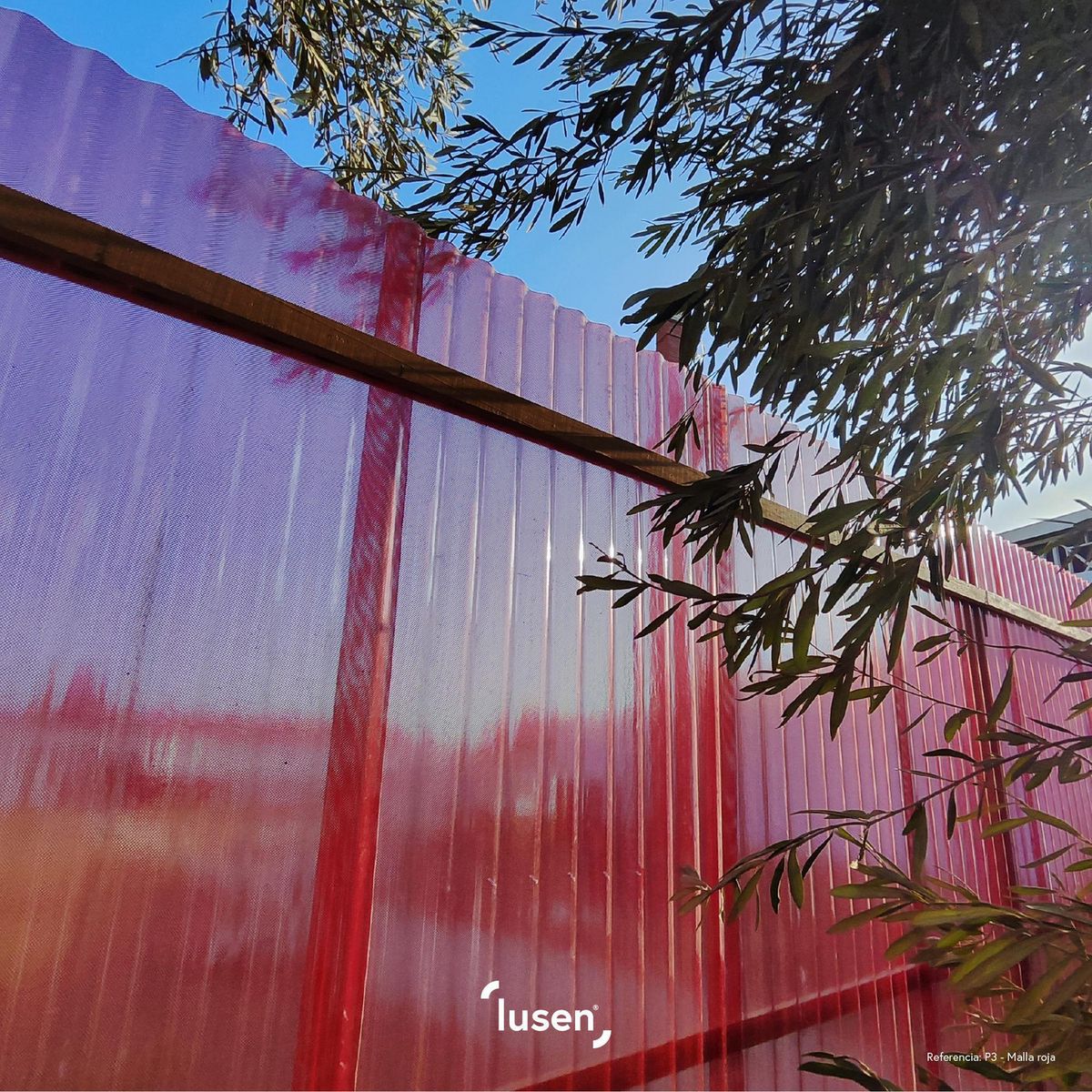  - Fibra de vidrio Traslucidas Rojo 100 x 360 x 1.00 Horn & Lusen