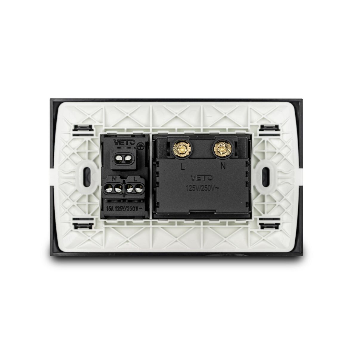 VETO - Mixto Usb Doble + Toma Polariz Negro Viv19437