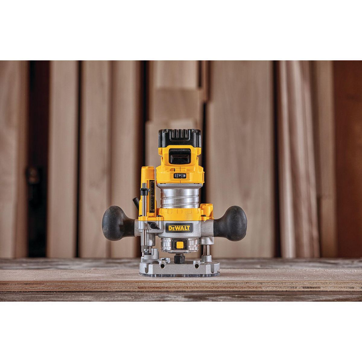 DEWALT - Ruteadora 20V Max Xr Brushless