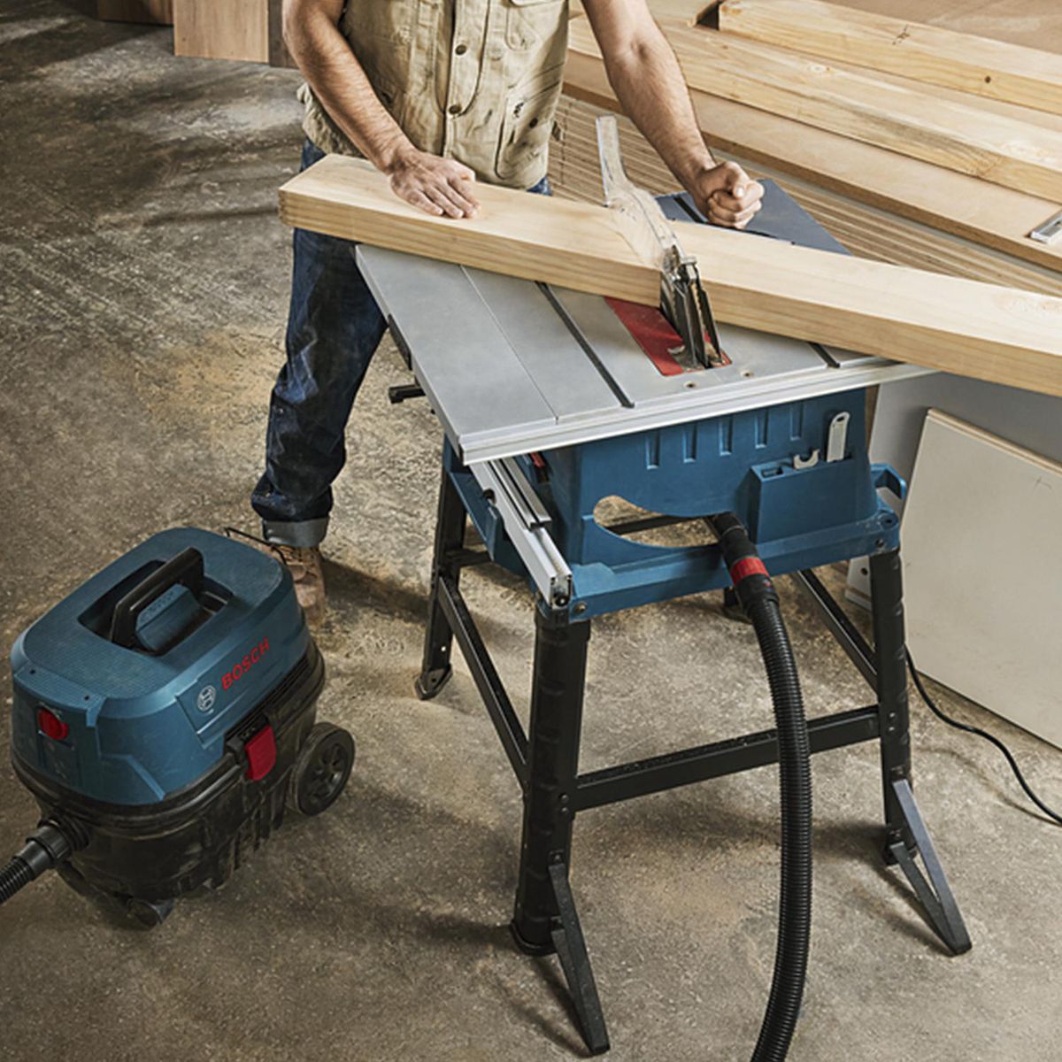 BOSCH - Sierra de Banco Bosch + Disco de 254MM + Fresadora + 2 Pinzas + Lijadora Orbital 220W + 1 Lija