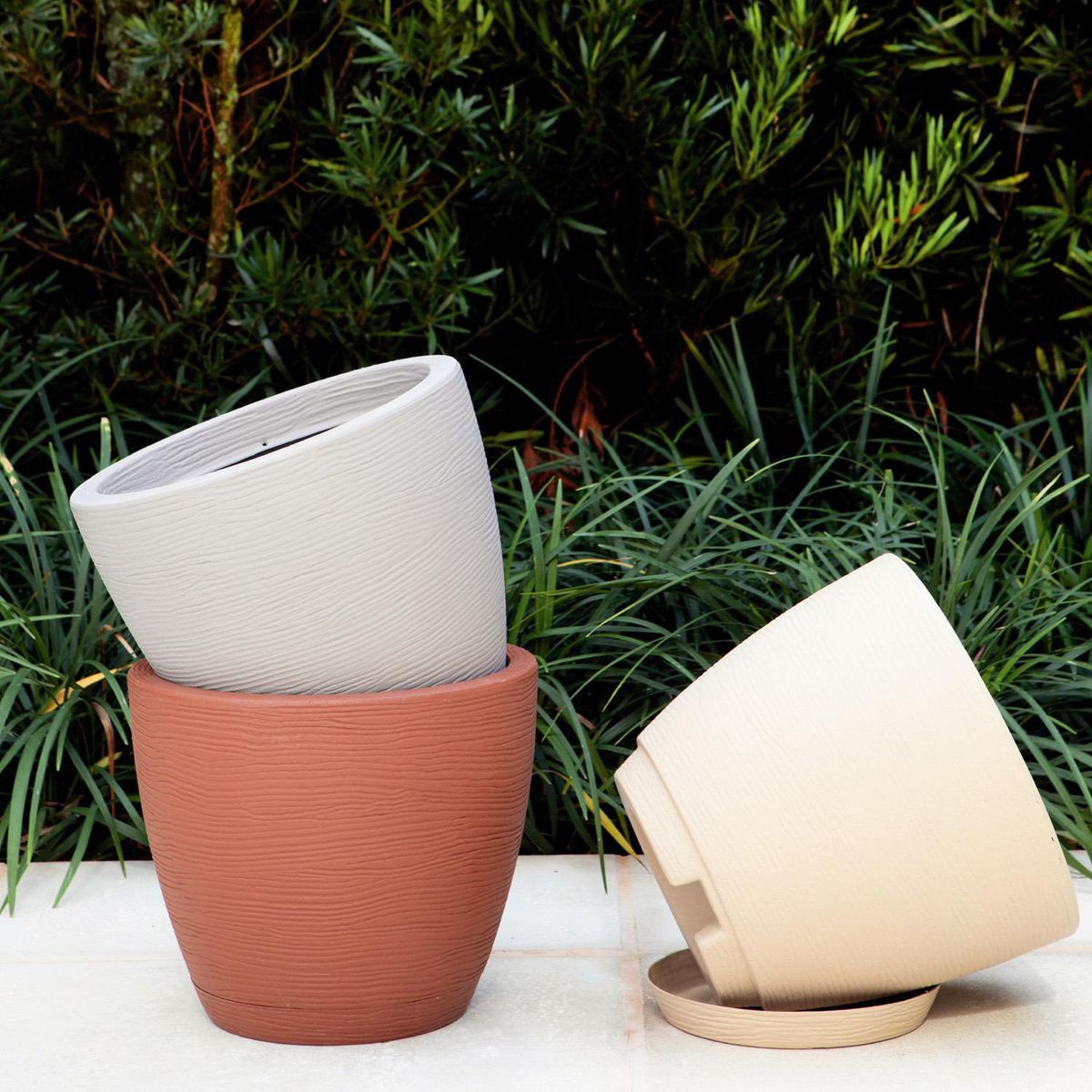 TRAMONTINA - Macetero con Plato Asteca Marrón 28x24cm