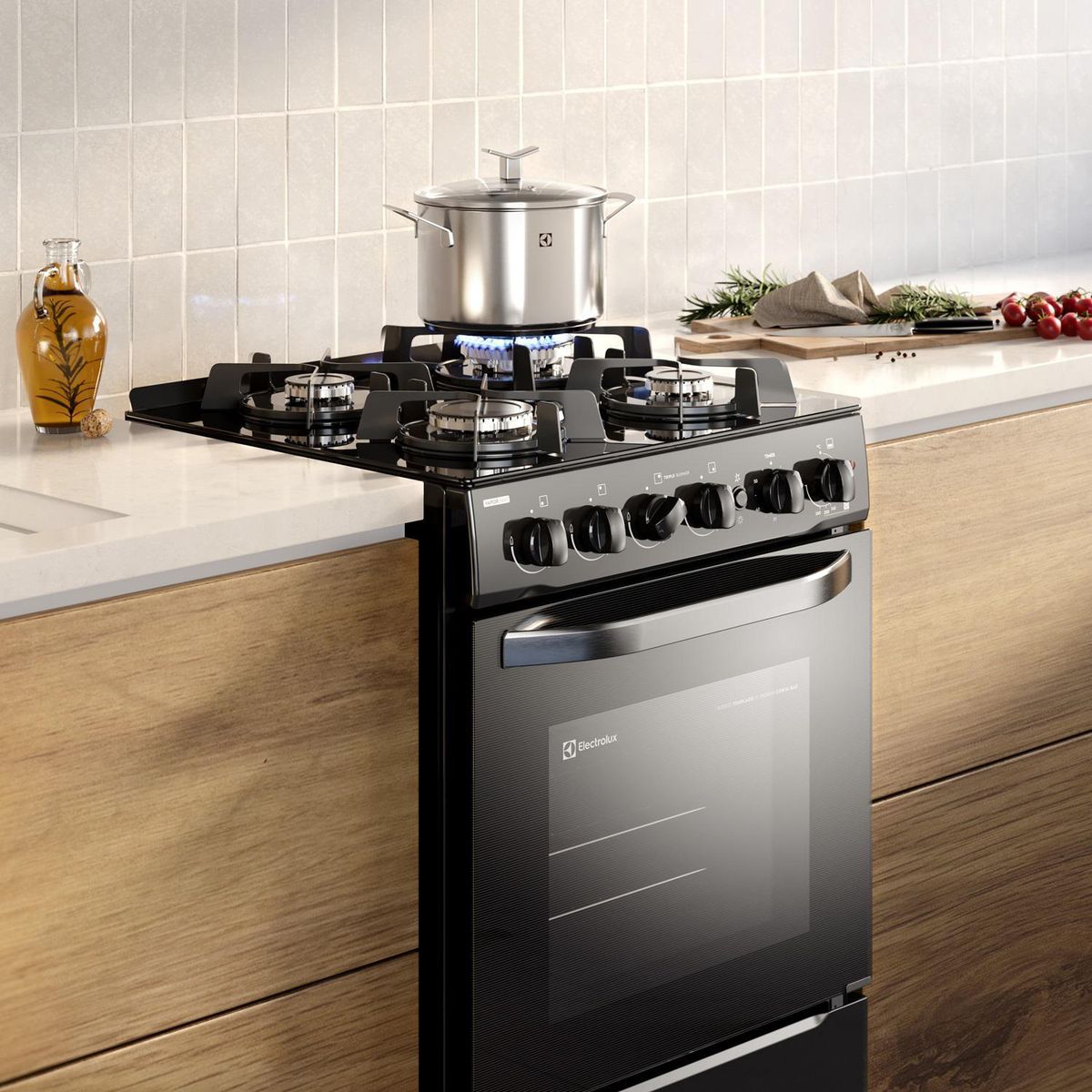 ELECTROLUX - Cocina Electrolux a Gas 4 Hornillas Negro