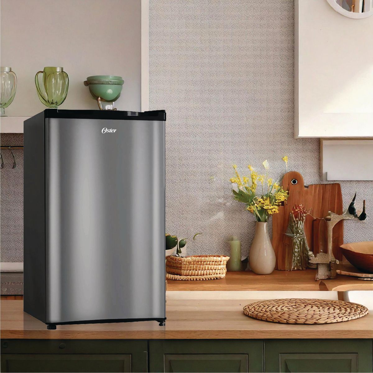 OSTER - Frigobar Oster OS-PMBME125SS 125L