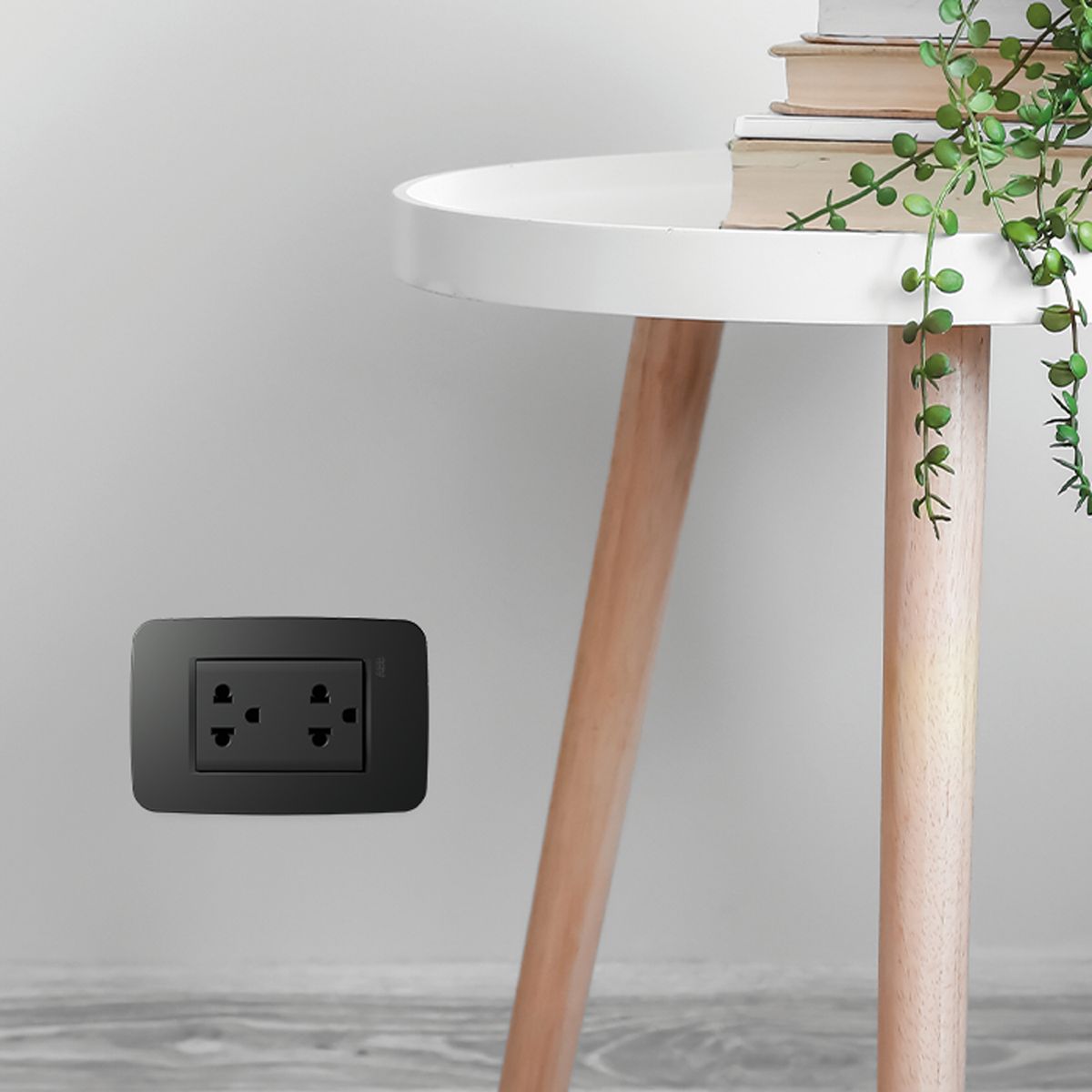 ABB - Tomacorriente Duplex Euroamericano C/Tierra Negro Origen ABB