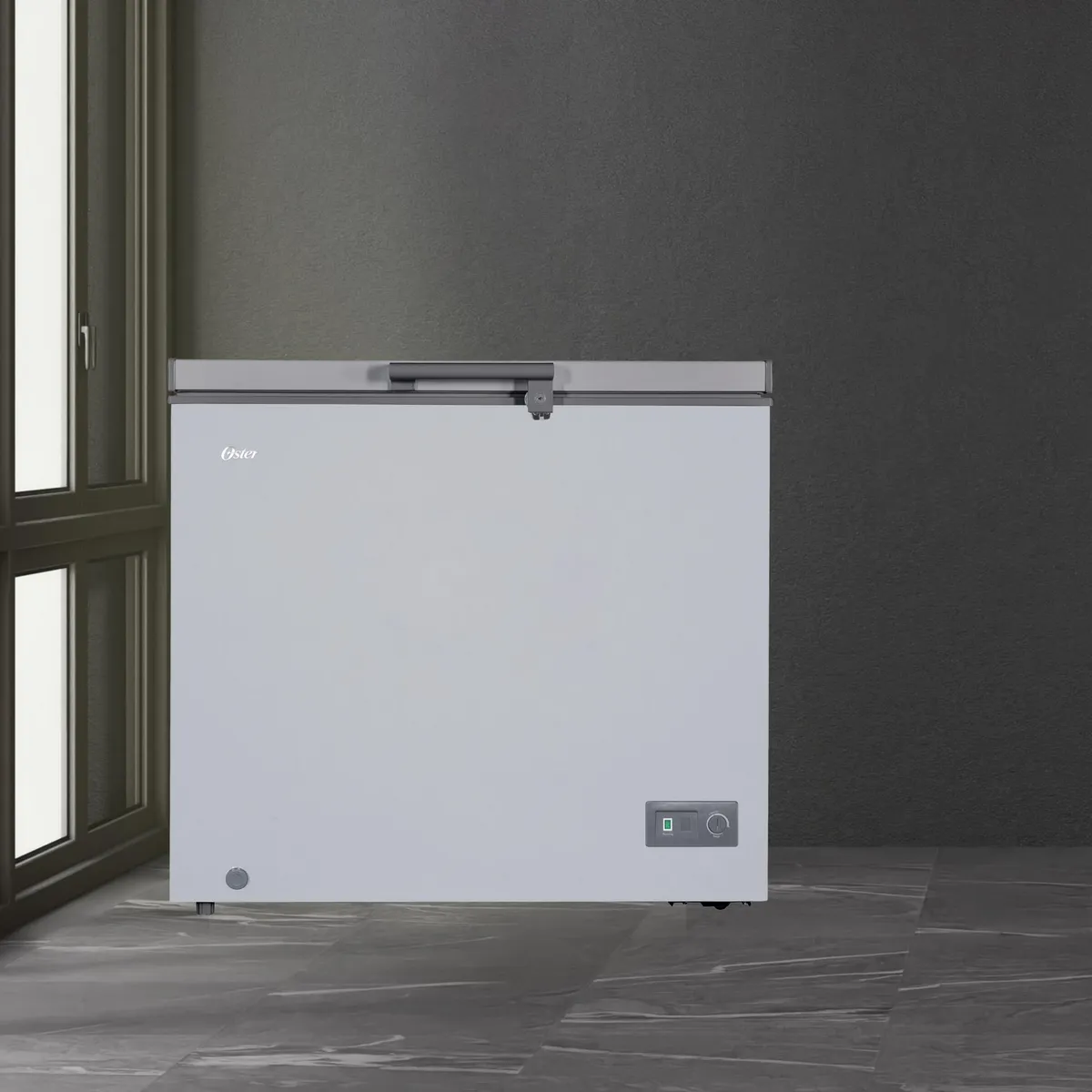 OSTER - Congelador Horizontal 200 Litros Plateado OS-PCF7001S