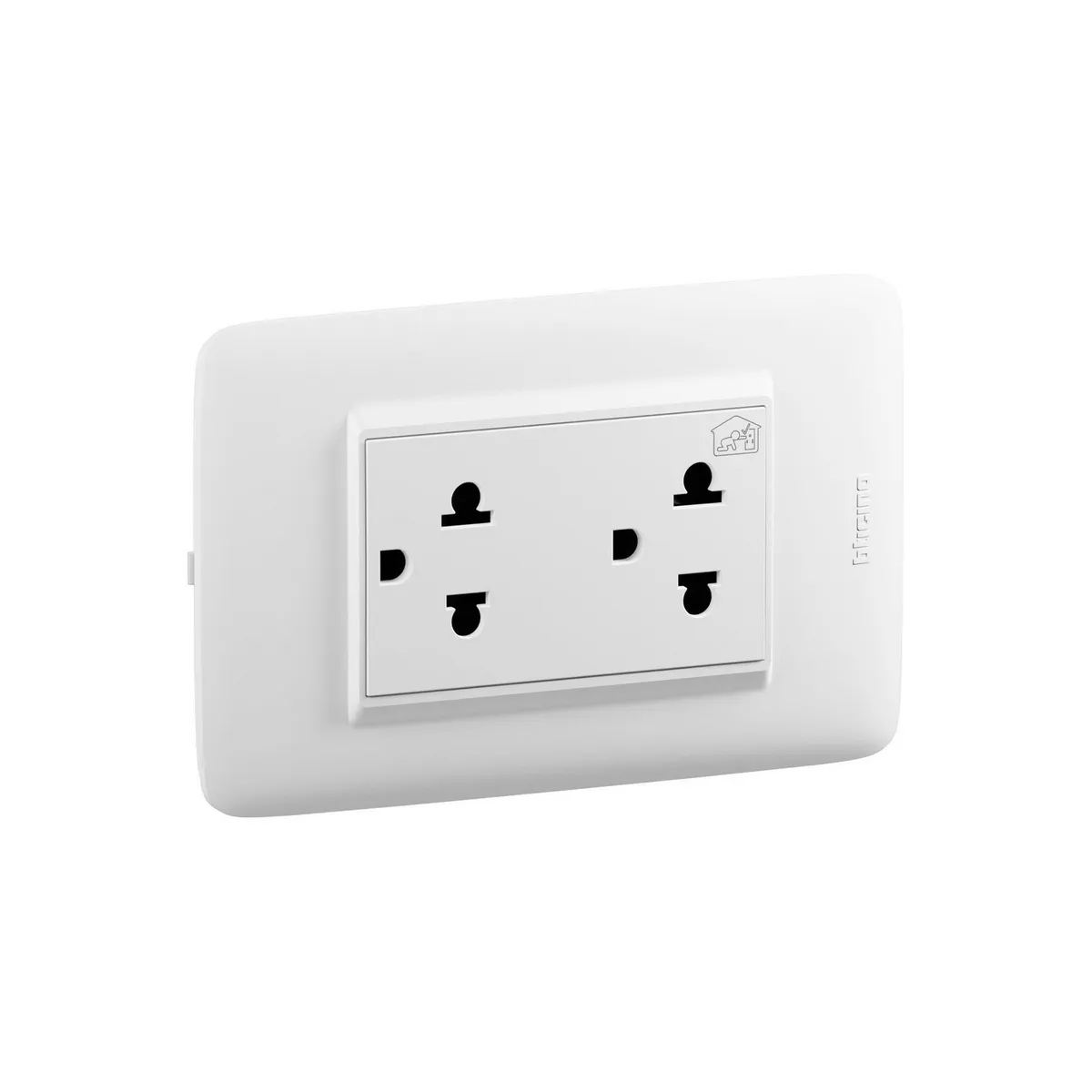 BTICINO - Tomacorriente Universal Doble 2P+T Doméstico Placa Blanco