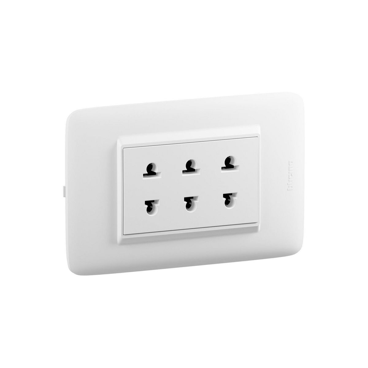 BTICINO - Tomacorriente Universal Triple 16A Doméstico Placa Blanco