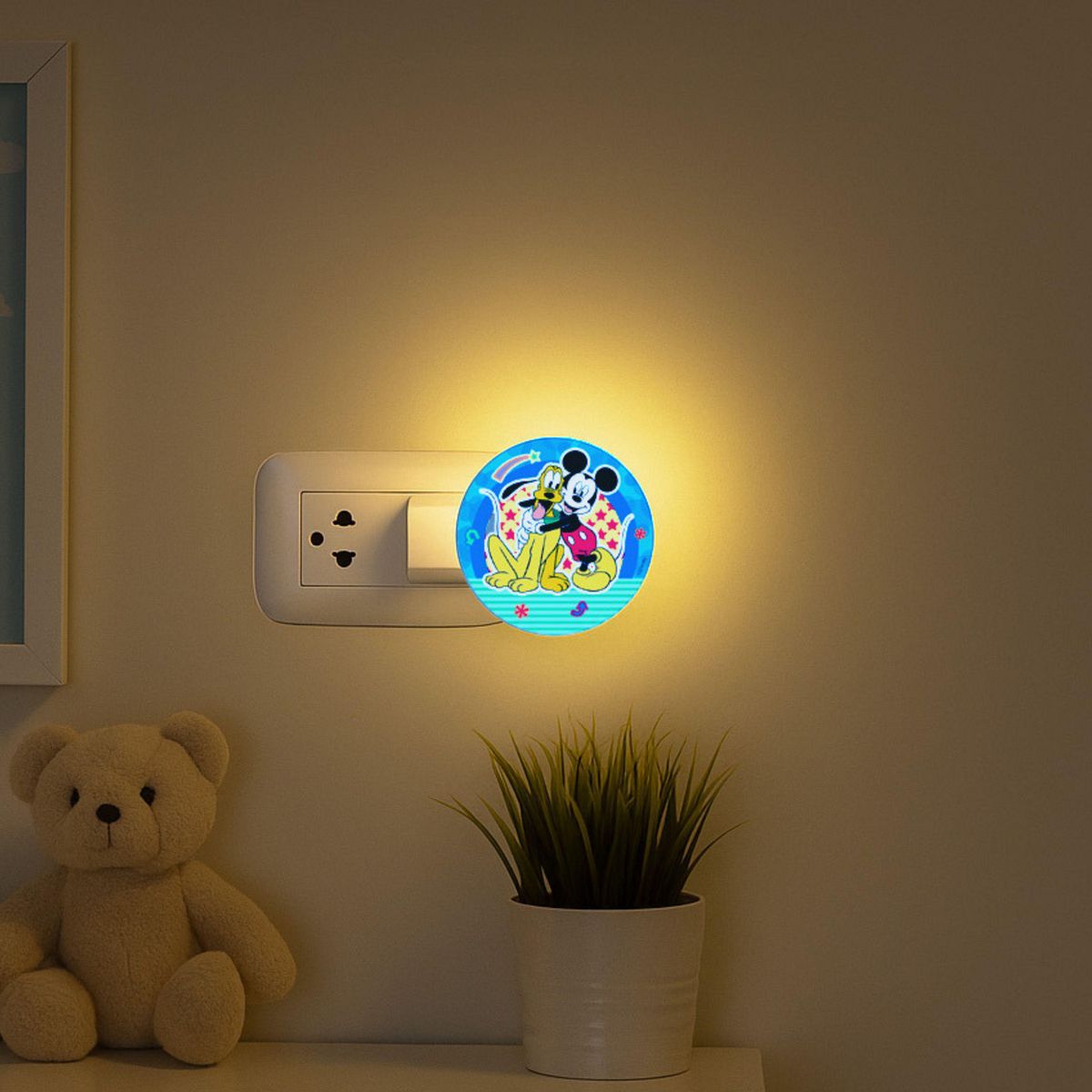 ILUMA - Luz Guia Mickey