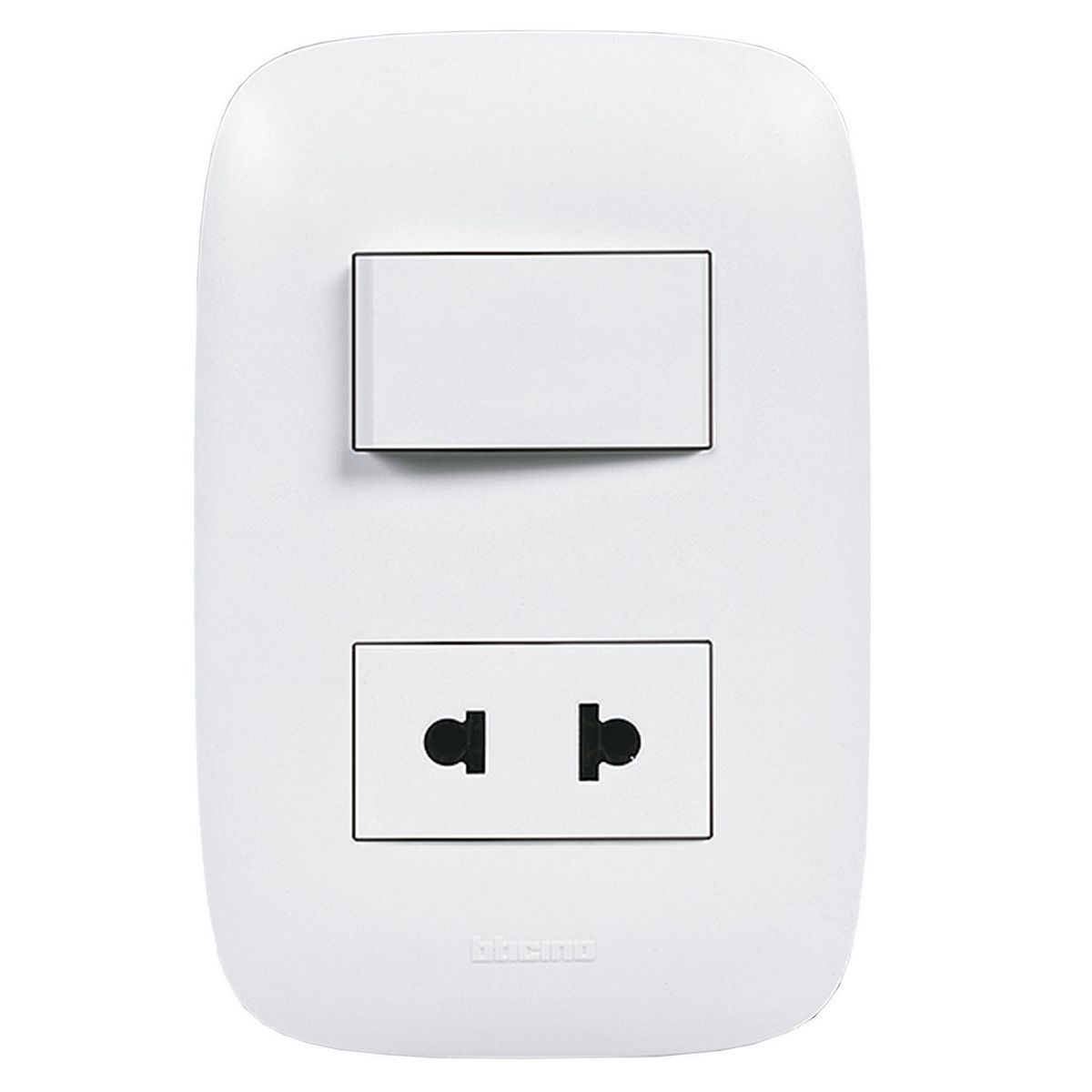 BTICINO - Interruptor + Tomacorriente Simple Domino Sencia Blanco