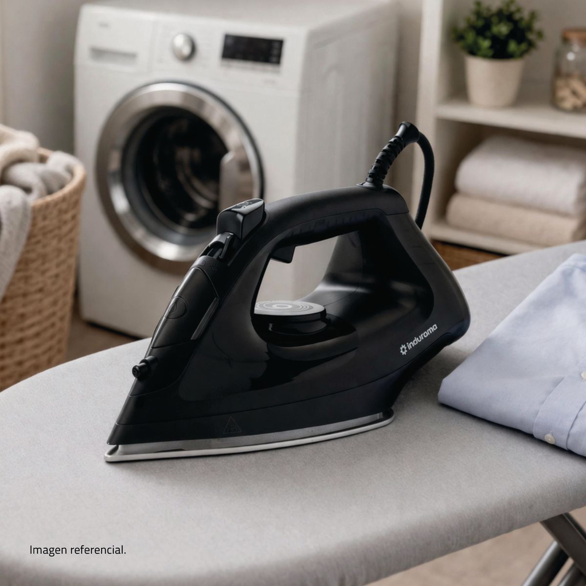 INDURAMA - Plancha Color Negro Modelo PVI-18N