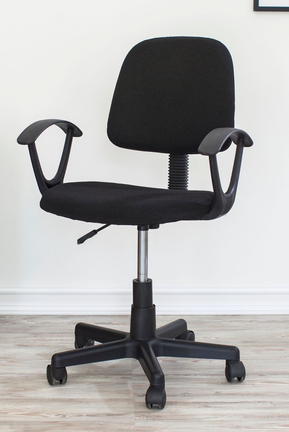 JUST HOME COLLECTION - Silla Giratotia de Oficina Negra
