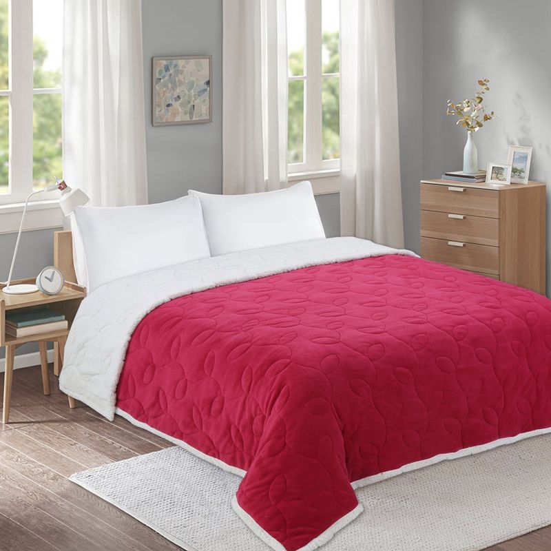 JUST HOME COLLECTION - Cubrecama Coral Sherpa Rojo 1.5 plazas