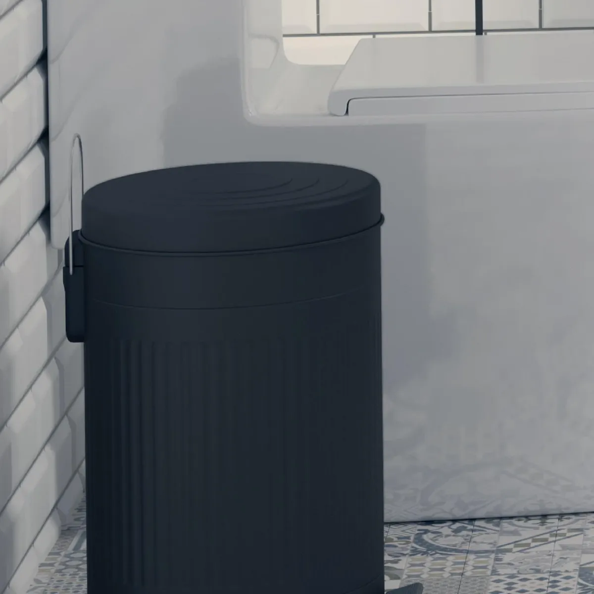 JUST HOME COLLECTION - Papelera Redonda Relieve Negra 12L