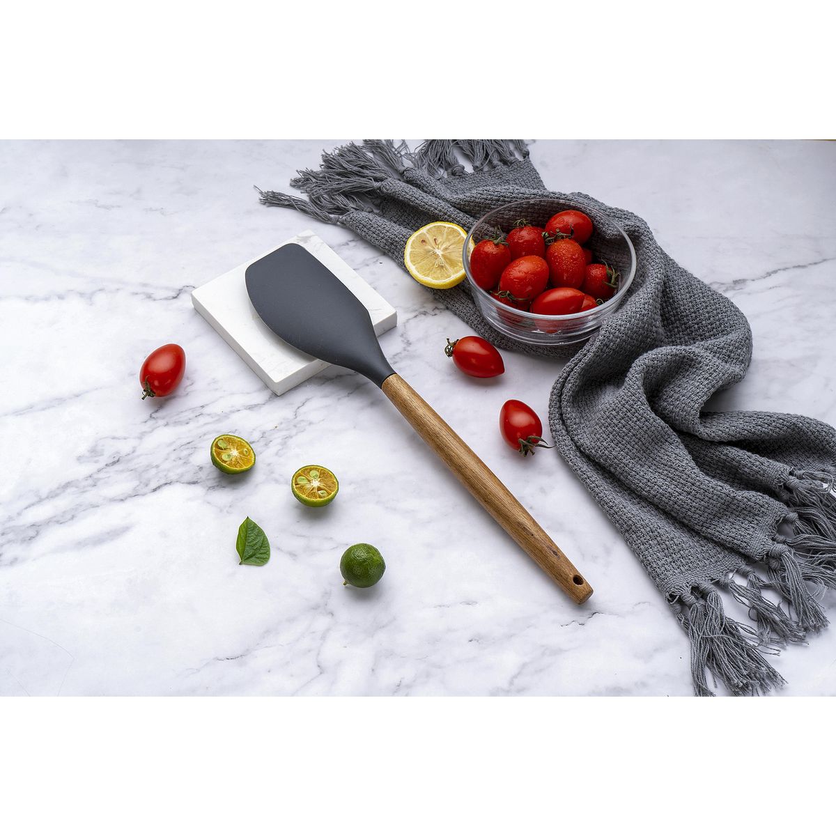 JUST HOME COLLECTION - Espátula Silicona Mango de Madera