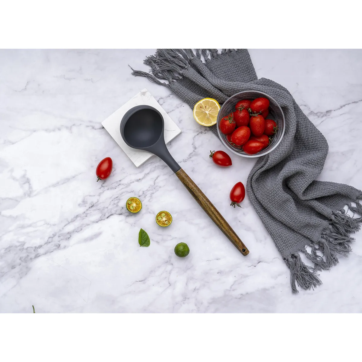 JUST HOME COLLECTION - Cucharón para Sopa Mango de Madera