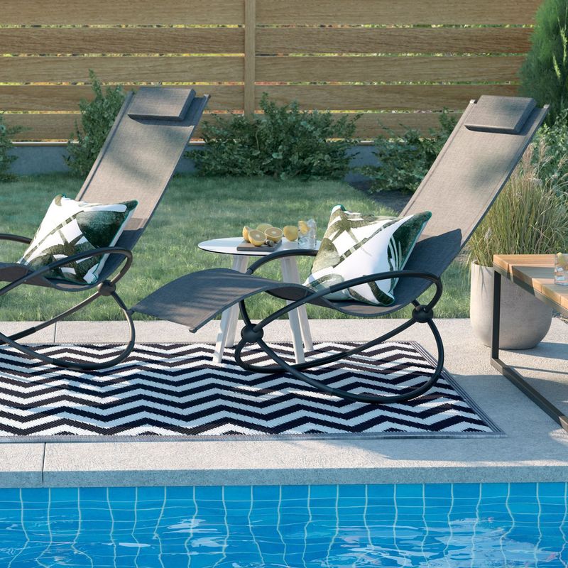 JUST HOME COLLECTION - Silla Mecedora con Cojín
