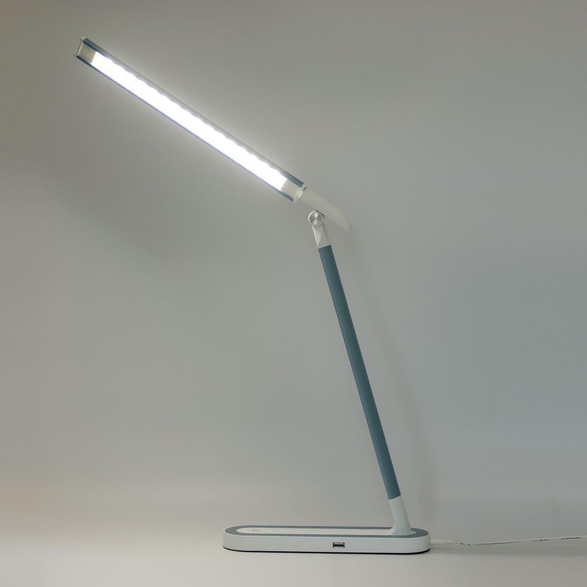 JUST HOME COLLECTION - Lámpara de Escritorio Celeste Fold