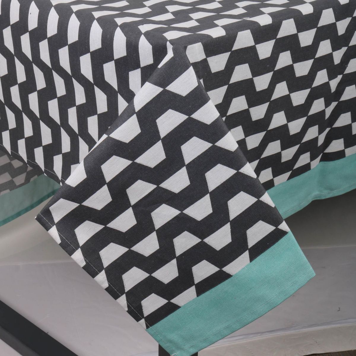 JUST HOME COLLECTION - Mantel Antifluídos B&W 160x230cm