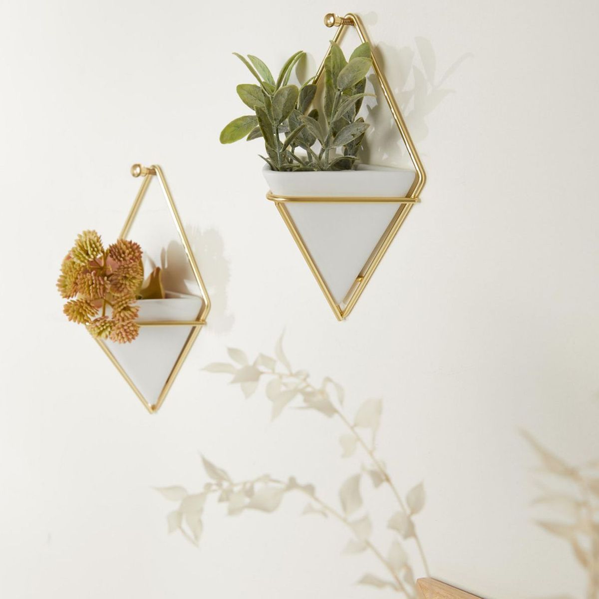 UMBRA - Set 2 Maceteros Mural Blanco/Dorado 6x19x