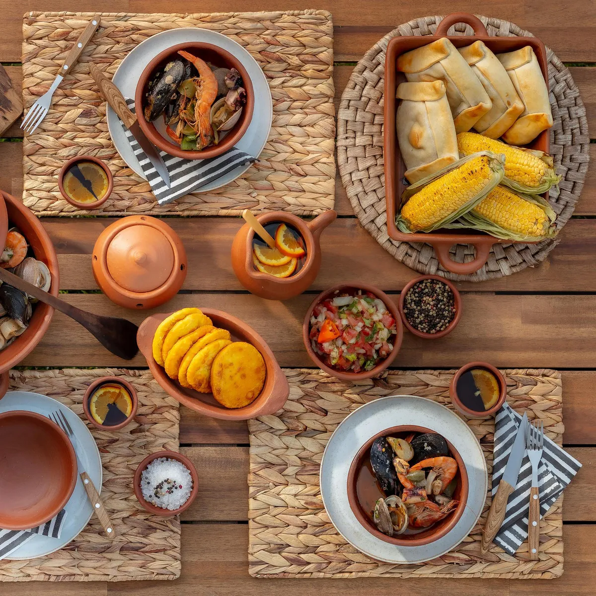 JUST HOME COLLECTION - Set 12 Cuchillos y Tenedores para Carne