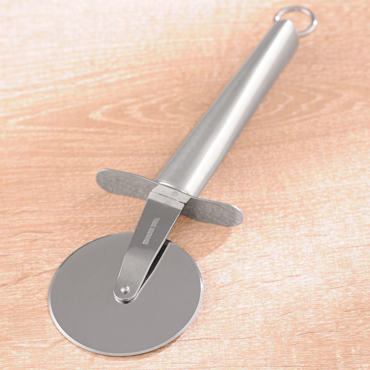 JUST HOME COLLECTION - Cortador de Pizza