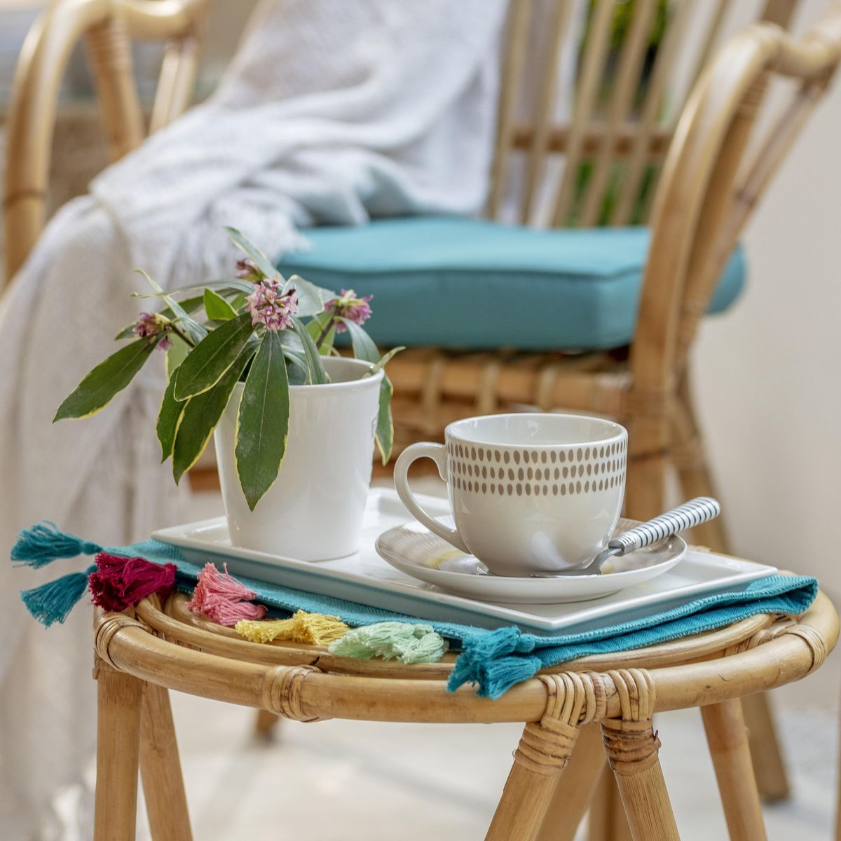 JUST HOME COLLECTION - Fuente Rectangular Blanco