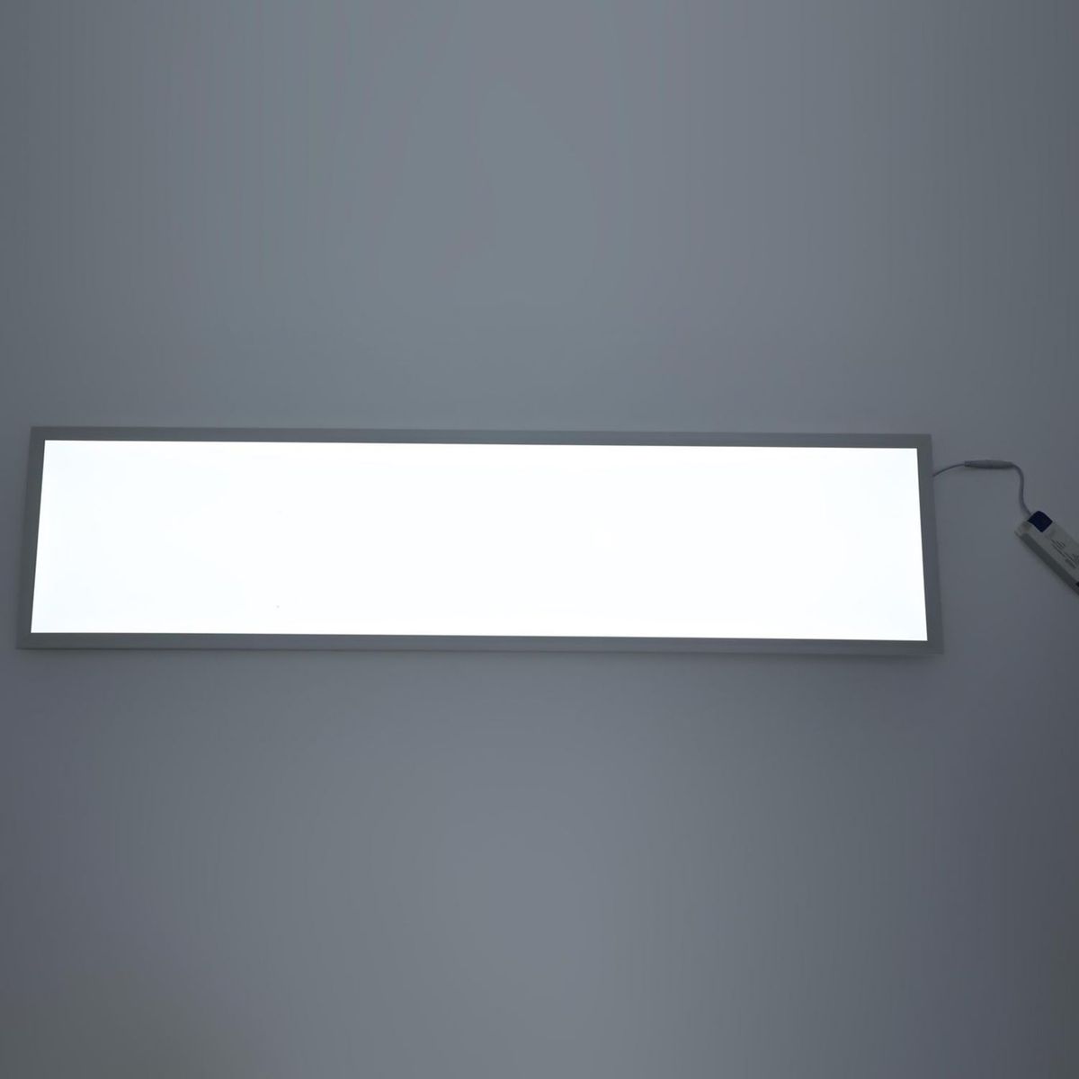 HALUX - Panel LED Luz Fría 120x30cm 40W
