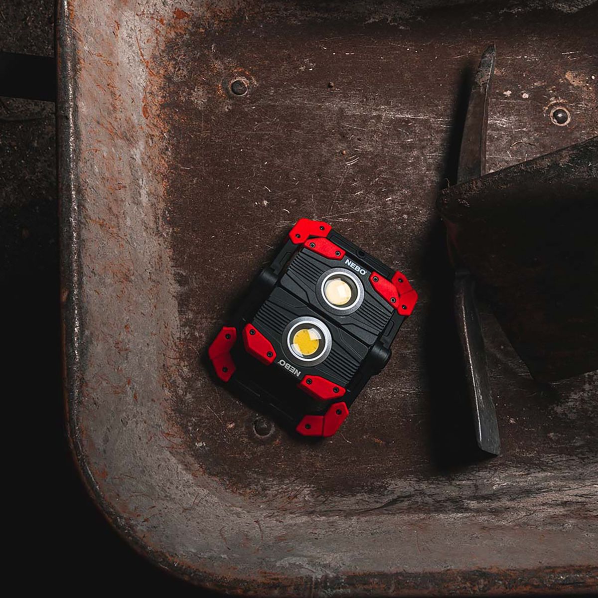 NEBO - Linterna recargable de trabajo Nebo 2000lm