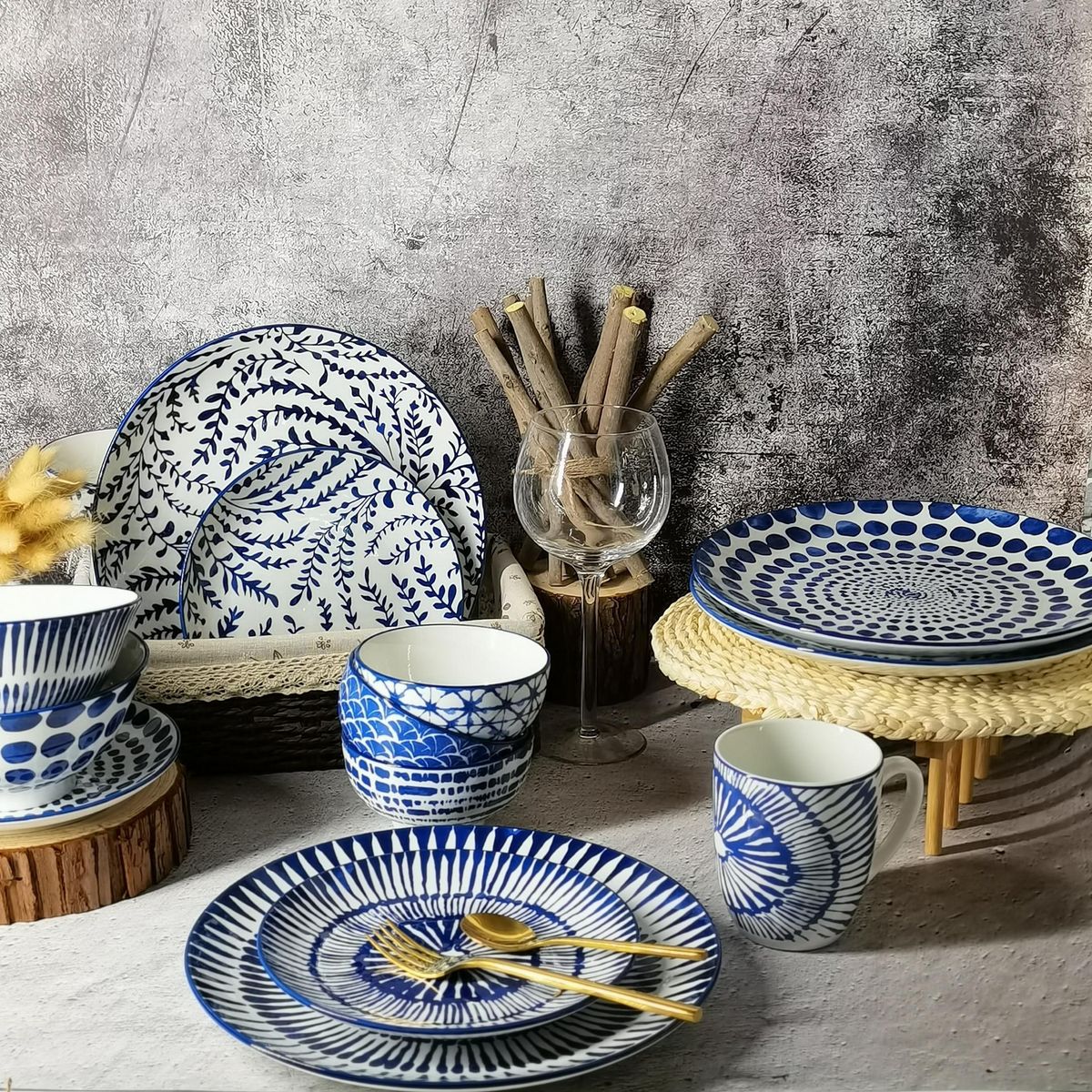 JUST HOME COLLECTION - Setx4 Platos 27cm Disenos 4Surt