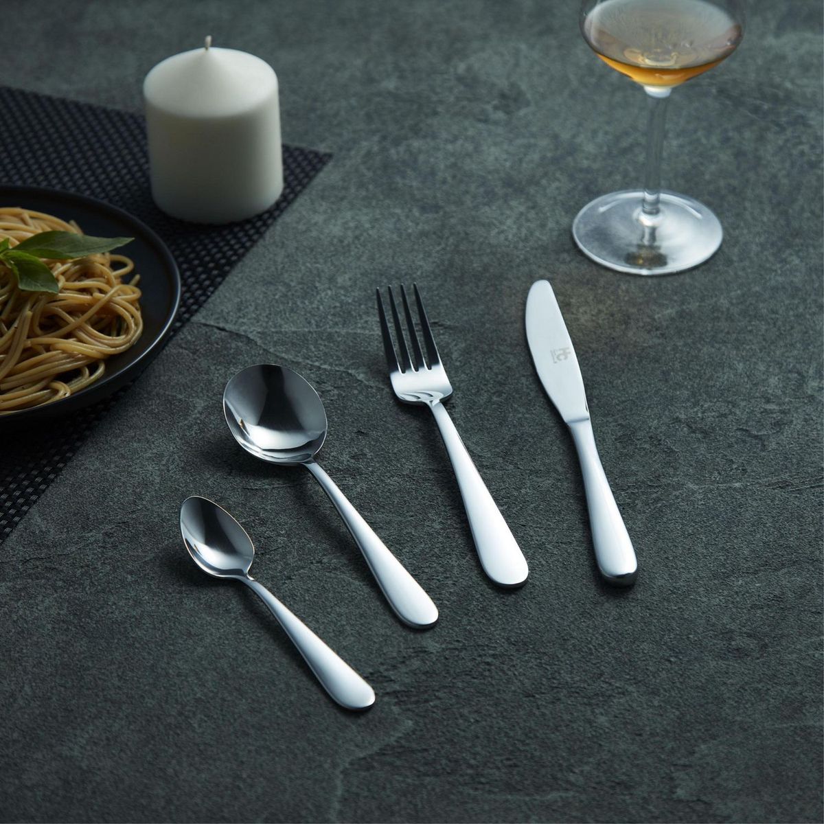 JUST HOME COLLECTION - Juego de Cubiertos 16Pzs Albany