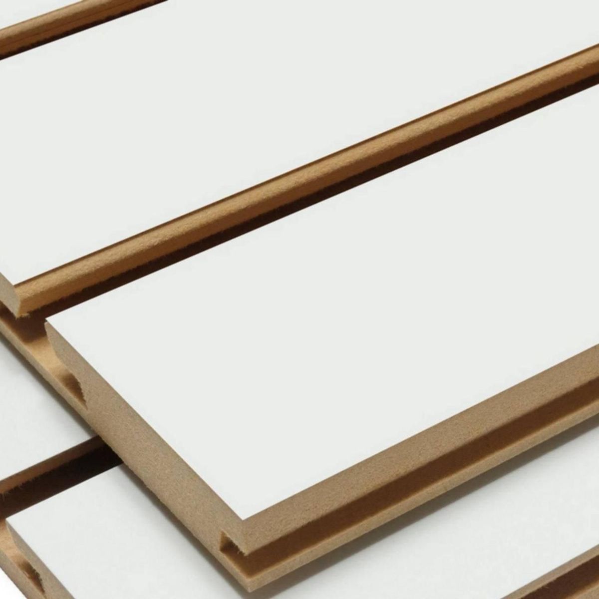 TIMBERMAC - Tablero Ranurado MDF 18mm 4x8 Blanco