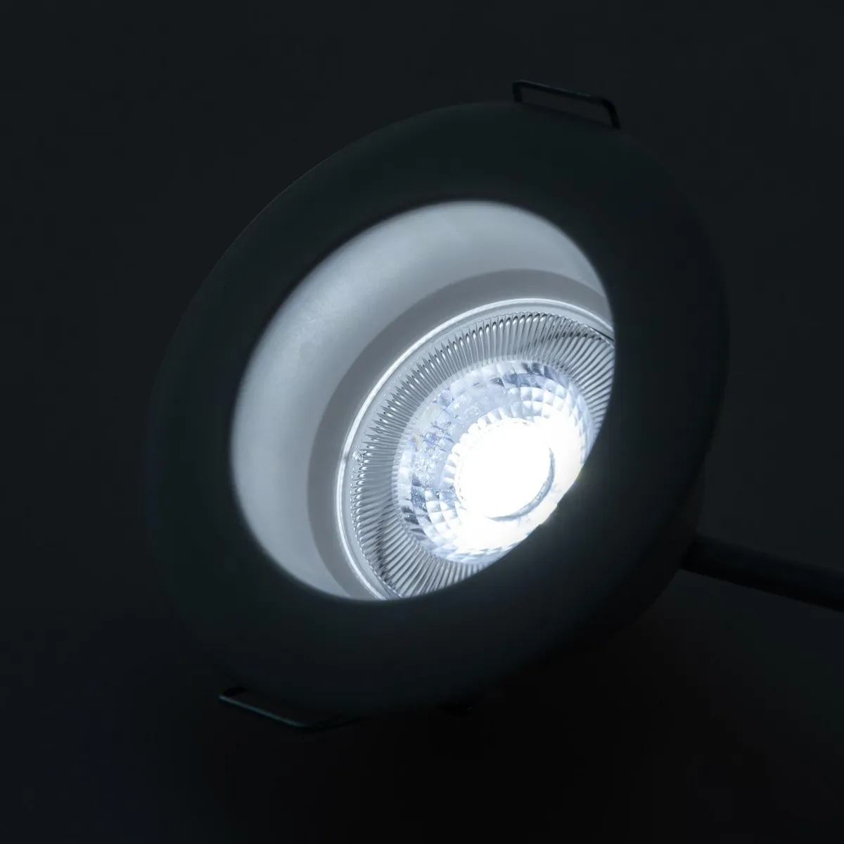 DAIRU - Pack x3 Spot LED Empotrado Circular 5W Luz Cálida